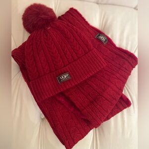 UGG Winter Dark Red   Sweater Weather pom pom hat infinity scarf Set. NWT